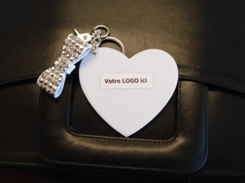 BIJOUX DE SAC ET PORTE-CLES BLING - COEUR DIAMANT AVEC BOUCLE - (DISC.)