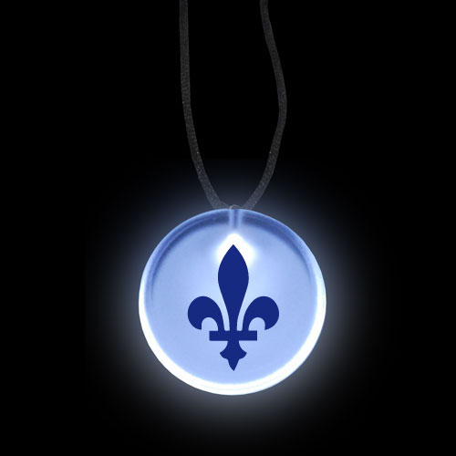 BADGE DEL RONDE AVEC LOGO FLEUR DE LYS - BLANC - 3 BATTERIES AG13 INCLUSES & REMPLAÇABLES